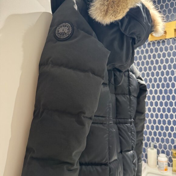 Canada Goose Beechwood Parka - Picture 3 of 5